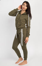 Load image into Gallery viewer, 2pcs Olive Green Warm Up Set
